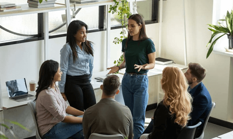 Liderazgo: una competencia para todos los colaboradores.