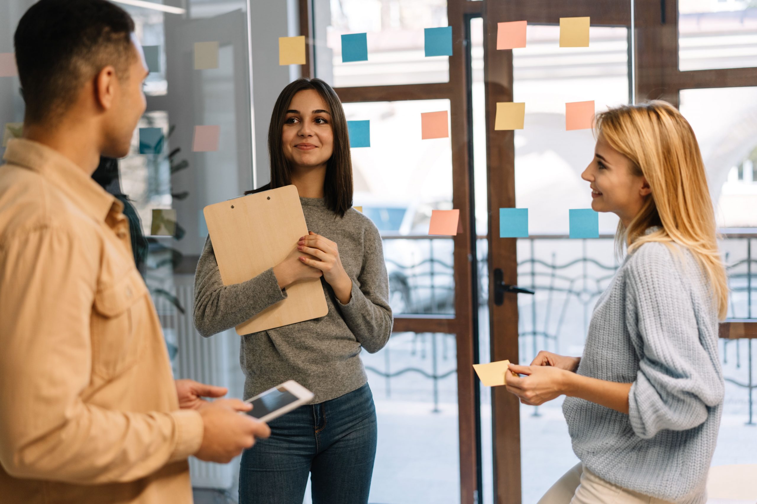 Impulsando la colaboración y la eficiencia con Scrum. 